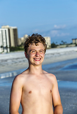 포토 JPG 해외이미지 백인 행복 감정 유럽 얼굴 신체 모션 청소년 조류 휴가 건강 한명 미소 웃음 소년 10대 물 청춘 모래사장 조깅 걷기 미국 일몰 기쁨 에너지 표현 자신감 시원함 사춘기 해외202004 해외포토 자연요소 서양인 동물 1 남자 나라 어린이 바다 컨셉 북아메리카 표정 사람 신체부위 운동 노을 파일형식 이미지허브