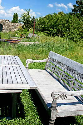 포토 JPG 해외이미지 나무 식물 1 전통 디자인 공원 가구 백그라운드 컨셉 벤치 의자 자연 탁자 휴식 주택 사람없음 야외 목재 장식 세로 여름 평화 정원 봄 재산 오브젝트 싱글 복고 장면 내추럴 옛날 진짜 혼자 해외202004 해외포토 계절 공공시설 생활용품 재료 건물 금융 생태계 파일형식 이미지허브