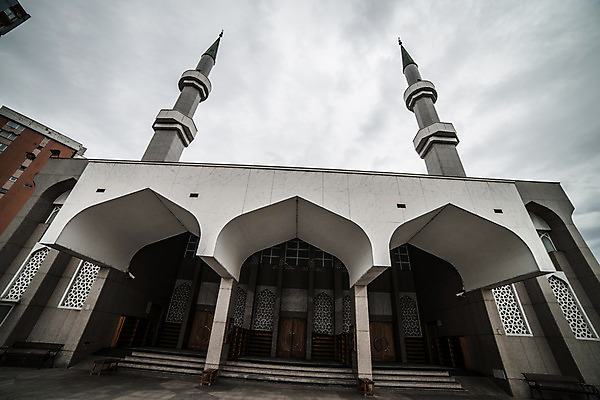 포토 JPG 해외이미지 구름 건축물 유럽 종교 여행 건축양식 하늘 사람없음 야외 건물 기도 사찰 영혼 이슬람교 모스크 천연기념물 발칸반도 해외202004 해외포토 자연요소 건축 나라 종교건축 파일형식 이미지허브