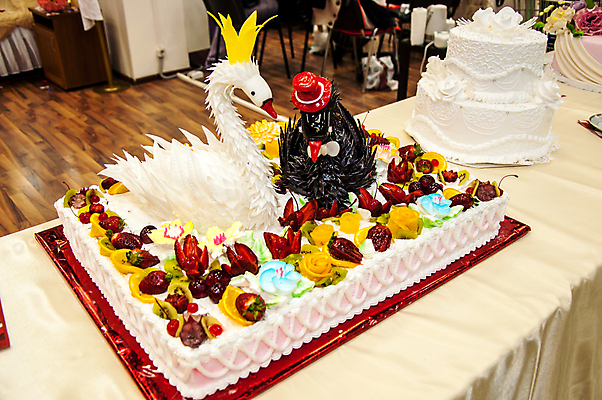 포토 JPG 해외이미지 전통 디자인 꽃 행복 음식 분홍색 결혼 꽃무늬 결혼식 디저트 기념 사랑 이벤트 사람없음 장식 장미 파티 케이크 흰색 축하 달콤 맛 설탕 먹기 크림 접수 프로스팅 해외202004 해외포토 식물 감정 컬러 컨셉 무늬 모션 제빵 파일형식 이미지허브