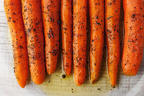 포토 JPG 해외이미지 음식 백그라운드 패턴 채소 오렌지 탁자 요리 사람없음 가로 노란색 검은색 당근 양념 정상 굽기 허브 향신료 준비 향 후추 채식주의자 많음 비건 해외202004 해외포토 식물 컬러 가구 컨셉 무늬 과일 뿌리채소 구이 채식 향미료 파일형식 이미지허브