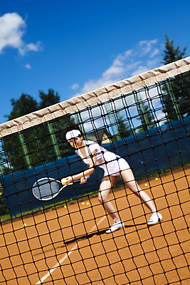 포토 JPG 해외이미지 주간 전신 서양인 우먼라이프 여자 하늘 한명 서기 들기 성인 야외 옆모습 테니스 테니스라켓 네트 테니스장 즐거움 테니스복 성인여자한명만 해외202004 해외포토 자연요소 외국인 1 라이프스타일 감정 스포츠 뷰포인트 스포츠시설 모션 사람 운동복 구기 라켓 여자한명만 성인여자만 파일형식 이미지허브