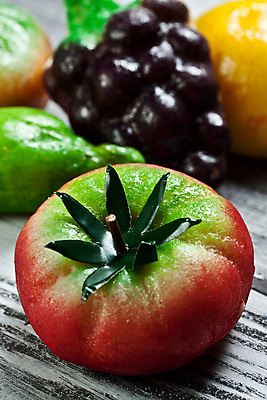 포토 JPG 해외이미지 전통 음식 토마토 과일 디저트 사탕 사람없음 장식 과자 이탈리아 달콤 작음 설탕 아몬드 페스츄리 핸드메이드 해외202004 해외포토 유럽 빵 채소 견과류 맛 크기 파일형식 이미지허브