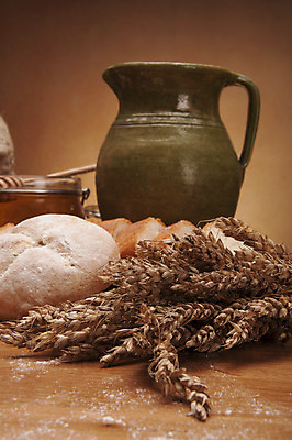 포토 JPG 해외이미지 식물 구름 전통 음식 빵 조각 백그라운드 다이어트 채소 과일 자연 탁자 하늘 아침 치즈 건조 파스타 건강 옥수수 씨앗 사람없음 목재 파란색 빛 갈색 주방 식사 빵집 맛 아침식사 상품 굽기 향수 준비 유기농 심플 밀가루 꿀 덩어리 작살 호밀 귀리 해외202004 해외포토 주간 자연요소 나무 웰빙 컬러 가구 컨셉 재료 유제품 곡류 서양음식 상점 화장품 가루 구이 생태계 파일형식 이미지허브