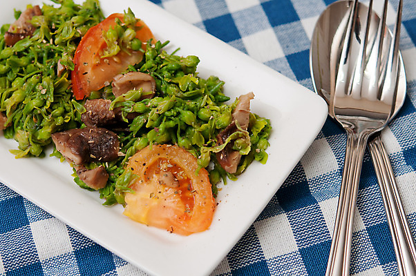 포토 JPG 해외이미지 접시 꽃 아시아 음식 포크 토마토 채소 재료 요리 동양인 사람없음 초록색 숟가락 중국 버섯 기구 맛 먹기 심플 채식주의자 특별함 해외202004 해외포토 식물 식기 나라 컬러 컨셉 모션 수저 인종 채식 파일형식 이미지허브