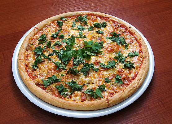 포토 JPG 해외이미지 조각 양파 치즈 피자 요리 사람없음 식사 저녁식사 이탈리아 햄 점심식사 해외202004 해외포토 유럽 채소 유제품 패스트푸드 서양음식 육류 파일형식 이미지허브