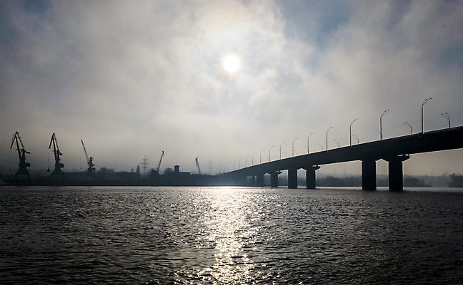 포토 JPG 해외이미지 자연 사람없음 물 강 태양 어둠 안개 뿌연 해외202004 해외포토 자연요소 날씨 생태계 파일형식 이미지허브