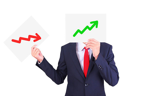 포토 JPG 해외이미지 1 손 남자 종이 컨셉 통신 성공 넥타이 노동자 화살 아이디어 사람 정장 성인 사람없음 가로 빨간색 초록색 흰색 잡기 최고 비즈니스맨 신용카드 변화 선택 방향 사인 긍정 보여주기 반대 직사각형 숨김 개선 고립 지그재그 해외202004 해외포토 도형 직업 잡화 옷 컬러 비즈니스 모션 신체부위 금융 직장인 파일형식 이미지허브