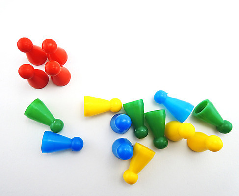 포토 JPG 해외이미지 캐릭터 백그라운드 놀이 사람없음 목재 빨간색 초록색 컬러풀 장난감 게임 흰색 도박 플라스틱 편지 오브젝트 포커 고립 많음 해외202004 해외포토 나무 컬러 컨셉 재료 재질 트럼프 파일형식 이미지허브