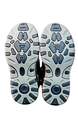 포토 JPG 해외이미지 옷 스포츠 백그라운드 신발 겨울 새로움 바닥 부츠 건강 작업복 안전 사람없음 유행 걷기 검은색 장비 회색 흰색 쌍 거친 지저분함 보호 가죽 아래 오브젝트 질감 고무 보호자 고립 선로 유일 해외202004 해외포토 계절 컬러 컨셉 모션 감각 방향 위치 파일형식 이미지허브