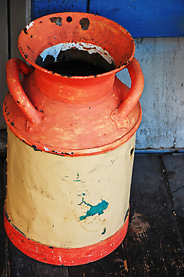 포토 JPG 해외이미지 사람없음 금속 골동품 시골 조끼 컨테이너 서쪽 옛날 해외202004 해외포토 산업 재질 외투 방향 파일형식 이미지허브