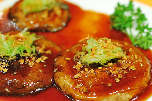 포토 JPG 해외이미지 라이프스타일 접시 음료 음식 여행 다이어트 재료 건강 종류 요리 동양인 사람없음 식사 중국 버섯 튀김 맛 먹기 메뉴 섞기 채식주의자 스타일 비건 해외202004 해외포토 식기 아시아 컨셉 모션 인종 생활 채식 파일형식 이미지허브