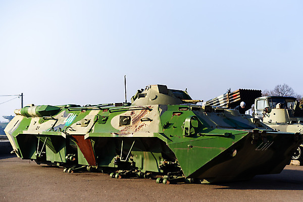 포토 JPG 해외이미지 무기 교통수단 교통시설 독일 사람없음 힘 기계 총 수비 공격 충돌 군용 싸움 전쟁 러시아 탱크 육군 대포 병정 갑옷 전쟁터 보병 선로 인원 작전 철강 해외202004 해외포토 유럽 교통 모션 군대 보호장비 시설 파일형식 이미지허브