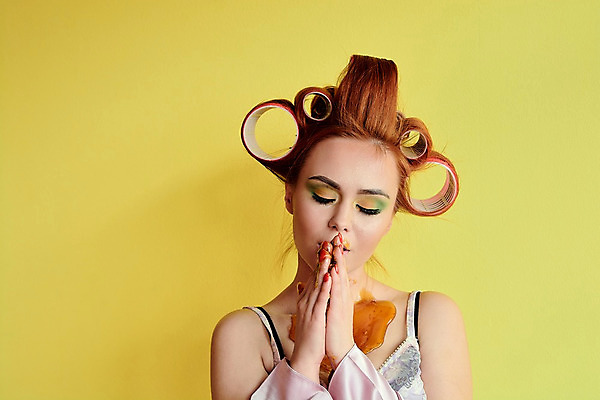 포토 JPG 해외이미지 모델 헤어스타일 손 여자 감정 얼굴 컨셉 신체 가정 건강 한명 치료 유행 상점 스파 화장품 마사지 가죽 미용사 설탕 피부 주부 반죽 롤러 스킨케어 팔 순서 삭제 돌봄 왁스 위생관리 제모 해외202004 해외포토 직업 1 의학 모션 관리 사람 신체부위 뷰티 파일형식 이미지허브