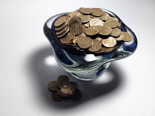 포토 JPG 해외이미지 디자인 백그라운드 돈 비즈니스 유리 표면 그림자 미술 사람없음 장식 파란색 숫자 쌓기 꽃병 동전 장비 흰색 항아리 재산 황금 큼 컨테이너 오브젝트 사인 복고 투자 배지 찢어짐 보물 흙더미 놋쇠 위기 많음 해외202004 해외포토 문자 꽃 산업 컬러 컨셉 모션 재질 문화예술 금융 흙 도자기 크기 파일형식 더미 이미지허브