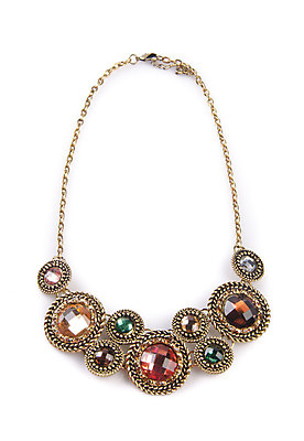 포토 JPG 해외이미지 모양 여자 백그라운드 목걸이 선물 사람없음 장식 빛 유행 금속 흰색 화려 고급 우아함 은색 보석 제비꽃 구슬 오브젝트 복고 다이아몬드 고립 고물 백금 팬던트 해외202004 해외포토 꽃 컬러 컨셉 장신구 재질 사람 광석 파일형식 이미지허브