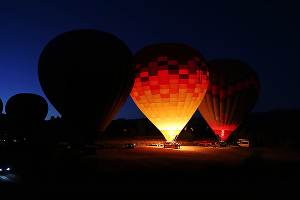 포토 JPG 해외이미지 풍경 사람없음 야외 열기구 야간 해외202004 해외포토 자연요소 항공교통 파일형식 이미지허브