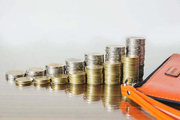 포토 JPG 해외이미지 손 백그라운드 컨셉 돈 비즈니스 성공 그래프 사람 사람없음 금융 경제 쌓기 달러 금속 동전 거래 저축 성장 흰색 바 시장 재산 황금 주식 심볼 속도 투자 상승 이익 보물 회계 보험 진행 대출 관심 수입 해외202004 해외포토 컬러 모션 재질 신체부위 파일형식 이미지허브