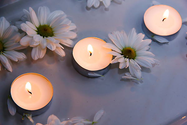 포토 JPG 해외이미지 식물 꽃잎 꽃 백그라운드 컨셉 촛불 자연 아침 불 불꽃 휴식 건강 사람없음 장식 초록색 물 빛 장미 반사 상점 스파 화목 흰색 신선 마사지 액체 묘사 상쾌 휴양지 아로마 아로마테라피 테라피 내추럴 돌봄 완벽 위생관리 캐모마일 화상 해외202004 해외포토 주간 자연요소 감정 컬러 초 모션 관리 뷰티 장소 상처 허브 생태계 파일형식 이미지허브