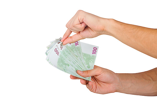 포토 JPG 해외이미지 손 유럽 종이 지폐 돈 사람 사람없음 금융 경제 유로 흰색 잡기 절약 결제 계산서 고립 수입 예산 해외202004 해외포토 나라 컬러 컨셉 모션 신체부위 재산 파일형식 이미지허브