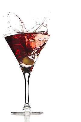 포토 JPG 해외이미지 사람없음 빨간색 칵테일 액체 액체표현 빠짐 레드마티니 마티니 스플래쉬 해외202004 해외포토 컬러 주류 순간포착 파일형식 이미지허브