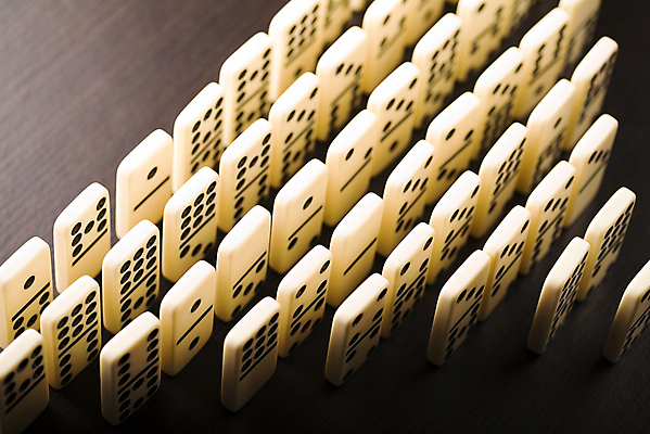 포토 JPG 해외이미지 서기 사람없음 도미노 해외202004 해외포토 모션 파일형식 이미지허브