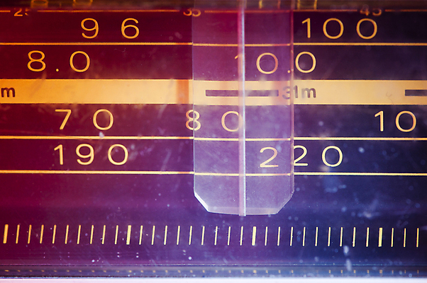 포토 JPG 해외이미지 음악 파도 백그라운드 통신 사람없음 전자제품 갈색 소리 듣기 장비 수확 골동품 시골 역사 클래식 역 향수 수화기 라디오 복고 오디오 방송 다이얼 스테레오 옛날 조율 스타일 해외202004 해외포토 바다 컬러 컨셉 농업 교통시설 모션 문화예술 화장품 전화기 파일형식 이미지허브