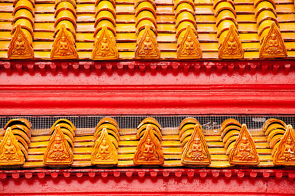 포토 JPG 해외이미지 공원 아시아 종교 패턴 불교 건축양식 태국 지붕 동양인 사람없음 조각상 평화 믿음 궁전 기도 사찰 역사 타일 명상 질감 방콕 에메랄드 신성 동쪽 신앙심 전국 해외202004 해외포토 공공시설 건축 감정 나라 컨셉 고건축 무늬 종교건축 인종 조형물 보석 방향 파일형식 이미지허브