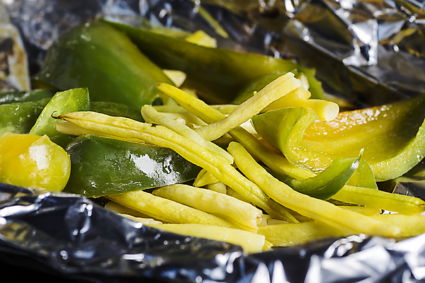 포토 JPG 해외이미지 식물 음식 줄기 백그라운드 농업 다이어트 채소 재료 콩 건강 요리 사람없음 초록색 노란색 식사 저녁식사 종 신선 달콤 맛 자르기 먹기 유기농 날것 후추 내추럴 점심식사 꼬투리 숙성 알루미늄 채식주의자 해외202004 해외포토 웰빙 산업 컬러 컨셉 모션 곡류 향신료 채식 파일형식 이미지허브