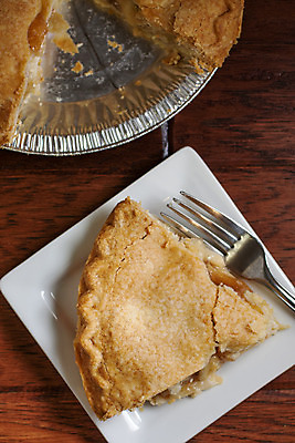 포토 JPG 해외이미지 전통 음식 조각 크리스마스 휴가 디저트 따뜻함 사람없음 목재 갈색 껍질 시골 신선 황금 달콤 사과 굽기 추수감사절 장인 페스츄리 핸드메이드 해외202004 해외포토 나무 기념일 기독교 빵 컬러 과일 재료 맛 구이 파일형식 이미지허브