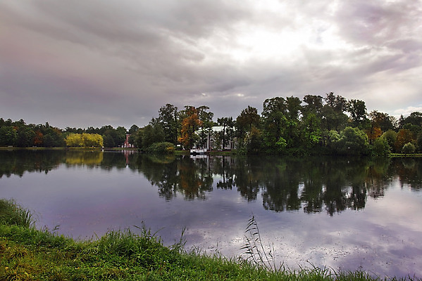 포토 JPG 해외이미지 나무 공원 여행 건축양식 자연 하늘 풍경 사람없음 야외 초록색 물 여름 강 반사 정원 연못 사찰 성자 숲 그림 박물관 러시아 옛날 해외202004 해외포토 자연요소 식물 계절 공공시설 건축 유럽 종교 컬러 종교건축 생태계 파일형식 이미지허브