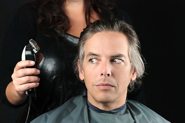 포토 JPG 해외이미지 헤어스타일 응시 감정 여유 얼굴 포즈 컨셉 스트레스 한명 두명 머리 상점 힘 표현 미용사 이발 자르기 피부 대머리 충격 손질 암 몸단장 노려봄 다듬기 스타일리스트 이발사 진짜 스타일 해외202004 해외포토 직업 1 시선 모션 표정 사람 신체부위 질병 파일형식 이미지허브