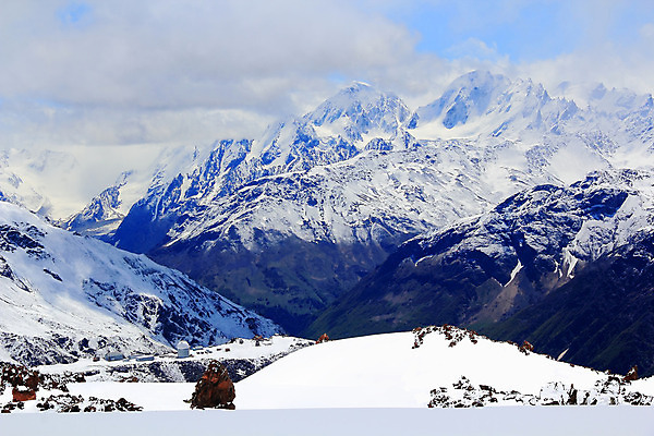 포토 JPG 해외이미지 계절 유럽 겨울 자연 산 풍경 사람없음 봄 고도 언덕 빙하 러시아 로키산맥 해외202004 해외포토 나라 생태계 파일형식 이미지허브