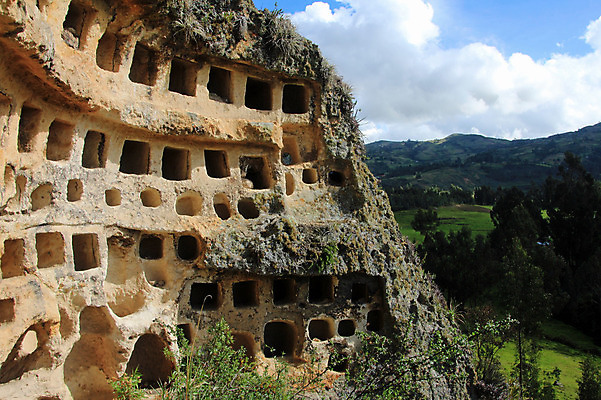 포토 JPG 해외이미지 종교 문화 건축양식 창문 산 뼈 사람없음 미국 죽음 역사 동굴 재산 묘사 화산 남쪽 천연기념물 고고학 옛날 잉카 파멸 페루 해외202004 해외포토 교육 건축 컨셉 북아메리카 금융 남아메리카 방향 파일형식 소멸 이미지허브