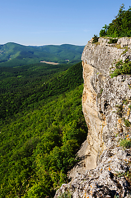 포토 JPG 해외이미지 여행 밭 자연 하늘 산 풍경 사람없음 빨간색 초록색 여름 파란색 하이킹 언덕 러시아 오르막 우크라이나 해외202004 해외포토 계절 유럽 컬러 농업 레저 생태계 파일형식 이미지허브