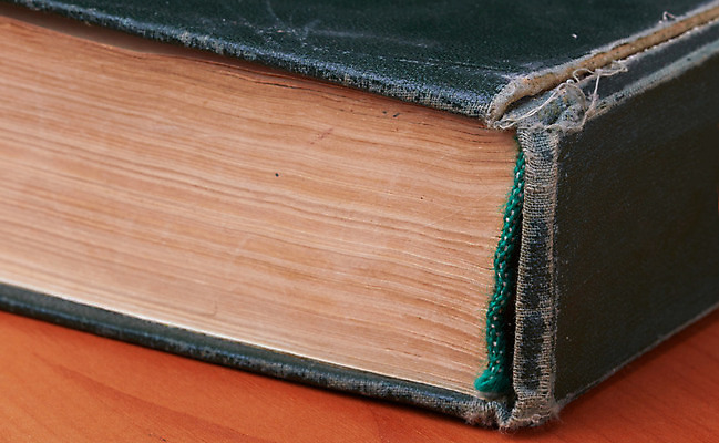 포토 JPG 해외이미지 교육 종교 종이 백그라운드 텍스트 탁자 표면 추상 프레임 미술 사람없음 장식 책 초록색 독서 노란색 교회 성경 어둠 공백 수확 골동품 덮개 흰색 얼룩 거친 화려 역사 황금 도서관 가죽 질감 복고 문학 페이지 그런지 옛날 해외202004 해외포토 컬러 가구 컨셉 무늬 농업 종교용품 종교건축 문화예술 건물 뚜껑 파일형식 이미지허브