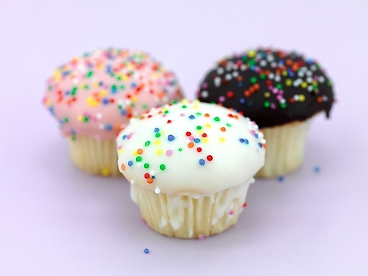 포토 JPG 해외이미지 사람없음 달콤 컵케이크 보라색배경 해외202004 해외포토 백그라운드 케이크 보라색 맛 파일형식 이미지허브