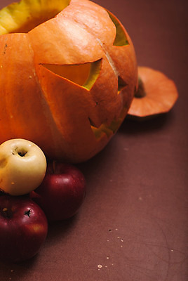 포토 JPG 해외이미지 계절 호박 사람없음 할로윈 수확 가을 등불 시간 사과 유기농 레이아웃 호러 해외202004 해외포토 웰빙 농업 채소 과일 조명 공포 파일형식 이미지허브