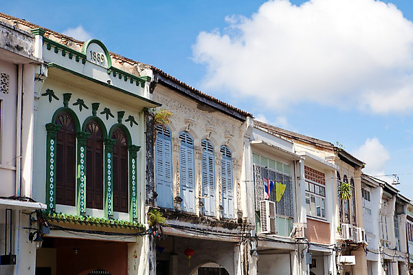 포토 JPG 해외이미지 구름 전통 외관 유럽 벽 여행 백그라운드 건축양식 창문 하늘 지붕 벽돌 거리 주택 풍경 사람없음 건물 파란색 도시풍경 문 수확 바위 흰색 도시 역사 버리기 묘사 장면 타운 옛날 스타일 해외202004 해외포토 자연요소 건축물 건축 나라 컬러 농업 모션 돌_바위 파일형식 이미지허브