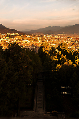 포토 JPG 해외이미지 구름 여행 하늘 산 풍경 사람없음 관광지 도시풍경 중국 고요 내추럴 해외202004 해외포토 자연요소 아시아 도시 파일형식 이미지허브