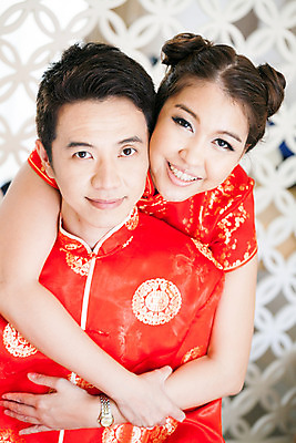 포토 JPG 해외이미지 디자인 커플 드레스 여자 남자 행복 감정 얼굴 결혼 컨셉 2 포옹 함께함 발렌타인데이 사랑 사람 동양인 소년 두명 10대 친구 유행 하트 최고 달콤 완벽 해외202004 해외포토 모양 옷 어린이 관계 안기 데이이벤트 청소년 인종 이벤트 신체부위 맛 파일형식 이미지허브