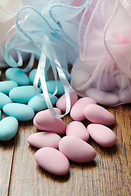 포토 JPG 해외이미지 행복 리본 분홍색 결혼 결혼식 사탕 선물 사람없음 목재 파란색 파티 축제 기쁨 흰색 축하 작음 설탕 활 감사 기회 아몬드 상아 고립 샤워실 세례 얇은 접수 해외202004 해외포토 나무 감정 컬러 컨셉 재료 디저트 이벤트 견과류 크기 샤워시설 파일형식 이미지허브