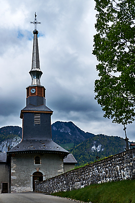 포토 JPG 해외이미지 나무 식물 구름 종교 십자가 건축양식 자연 하늘 산 주택 풍경 사람없음 교회 마을 탑 계곡 프랑스 바위 숲 종탑 절정 해외202004 해외포토 자연요소 건축물 건축 유럽 종교건축 건물 돌_바위 생태계 파일형식 이미지허브