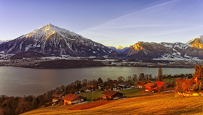 포토 JPG 해외이미지 유럽 호수 여행 겨울 휴가 산 풍경 경사 사람없음 빛 햇빛 마을 일출 광선 시골 깃발 스위스 언덕 알프스 절정 해외202004 해외포토 계절 나라 태양 노을 파일형식 이미지허브