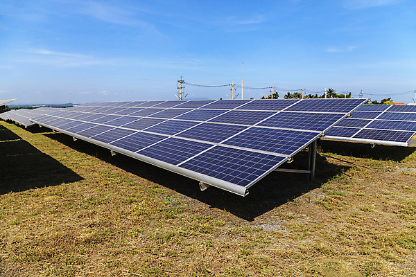 포토 JPG 해외이미지 식물 산업 과학 밭 비즈니스 자연 하늘 미래 세포 사람없음 초록색 여름 파란색 빛 글로벌 햇빛 태양 환경 맑음 힘 재활용 장비 발전기 에너지 판넬 역 보호 생태계 태양에너지 시스템 세대 패널 내추럴 혁명 생태학 수집가 해외202004 해외포토 자연요소 직업 계절 교육 컬러 컨셉 농업 교통시설 날씨 발전소 그린에너지 친환경 파일형식 이미지허브