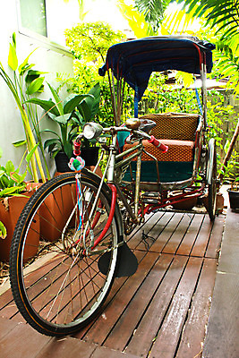 포토 JPG 해외이미지 아시아 백그라운드 의자 교통시설 자동차 태국 사람없음 자전거 수확 골동품 시골 역사 클래식 60대 승차 철 부식 복고 순환 구식 옛날 회복 해외202004 해외포토 노년 나라 육상교통 가구 교통 컨셉 농업 모션 바이크 시설 파일형식 이미지허브