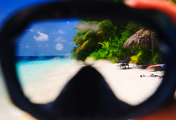 포토 JPG 해외이미지 구름 손 안경 모래 스포츠 바다 섬 여행 자연 하늘 추상 휴가 휴식 고글 가면 풍경 취미 사람없음 가로 물 여름 햇빛 태양 여행객 수중 수영 침묵 장비 스노클링 가장자리 플라스틱 다이빙 장면 고무 몰디브 추적 해외202004 해외포토 자연요소 잡화 계절 아시아 컨셉 무늬 모션 재질 사람 신체부위 소리 수상스포츠 둘레 생태계 수중스포츠 파일형식 이미지허브