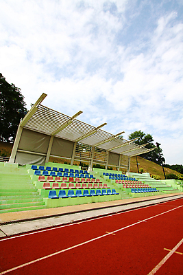 포토 JPG 해외이미지 선 스포츠 백그라운드 올림픽 패턴 밭 벤치 의자 부분 하늘 추상 서기 앉기 이벤트 사람없음 야외 빨간색 파란색 달리기 축구 경기장 공백 무대 게임 부채 그룹 플라스틱 오브젝트 질감 멀티 선로 접기 줄서기 시리즈 해외202004 해외포토 컬러 가구 무늬 농업 스포츠시설 모션 재질 놀이 구기 파일형식 이미지허브