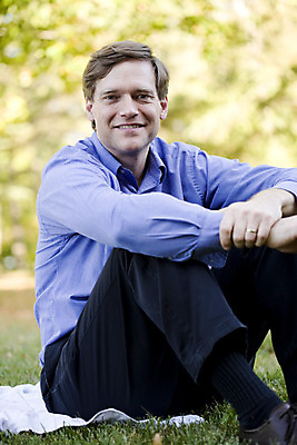 포토 JPG 해외이미지 백인 남자 행복 무기 40대 휴식 한명 미소 앉기 잔디 야외 여름 파란색 노란색 맑음 가을 흰색 비즈니스맨 무릎 해외202004 해외포토 서양인 식물 1 계절 감정 컬러 중년 컨셉 비즈니스 모션 날씨 표정 사람 신체부위 직장인 파일형식 이미지허브