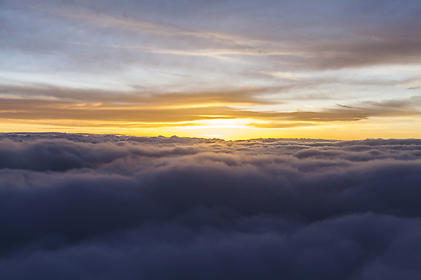 포토 JPG 해외이미지 구름 여행 백그라운드 자연 벽지 하늘 날씨 추상 휴가 비행기 안테나 풍경 사람없음 파란색 빛 햇빛 태양 우주 일출 맑음 황혼 일몰 자유 흰색 분위기 정상 부드러움 천국 솜털 스카이라인 내추럴 넘어짐 대패 수평선 해외202004 해외포토 자연요소 컬러 컨셉 무늬 통신 항공교통 모션 대중교통 노을 감각 생태계 파일형식 이미지허브